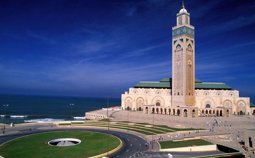 Moschee Hassan II. mit Vorplatz